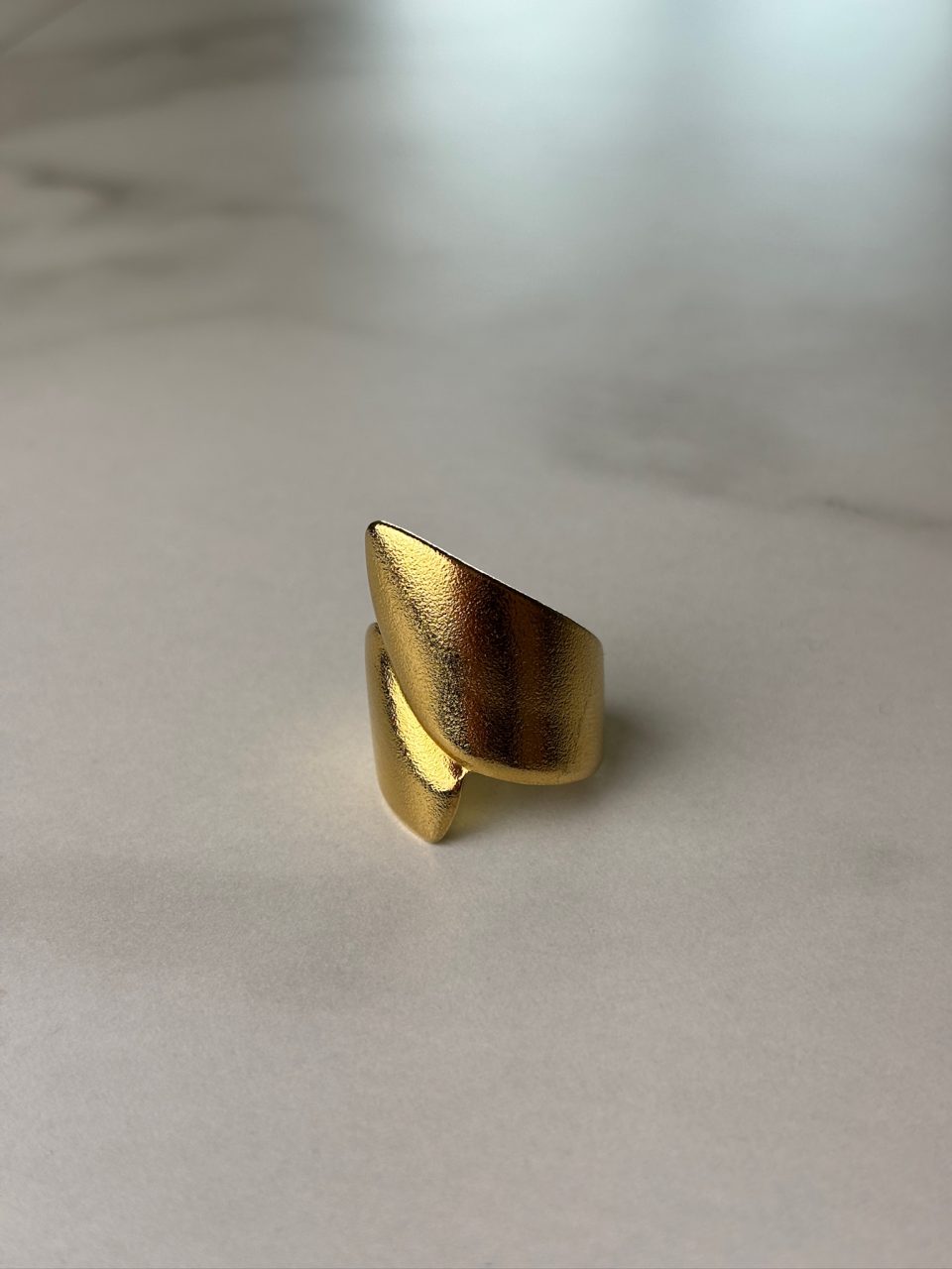 aura_ring