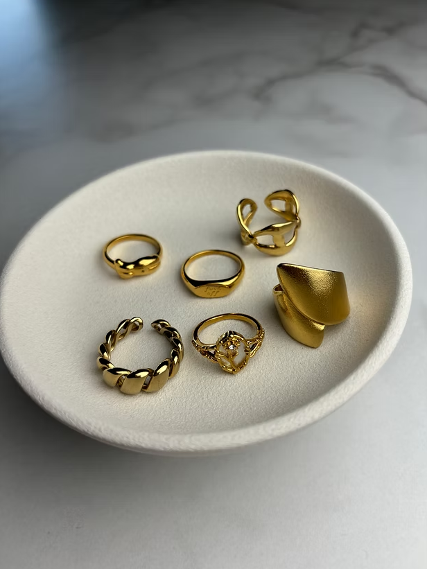 golden_goddess_ring3